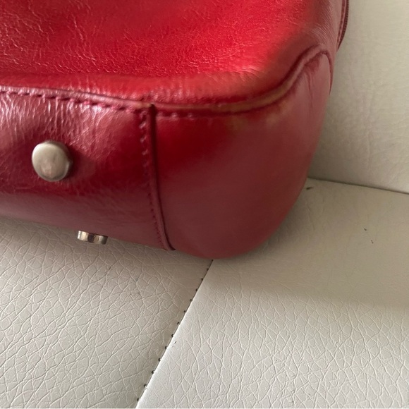 HOBO INTERNATIONAL Paulina Venice red Handbag has some wear please check picture - Picture 8 of 16